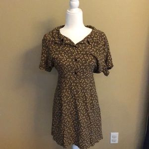 Vintage floral collar dress